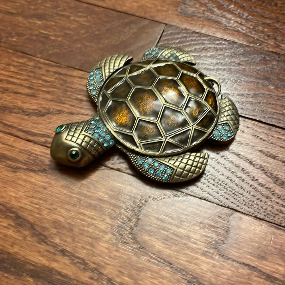 NWT Jeweled Turtle Compact Mirror